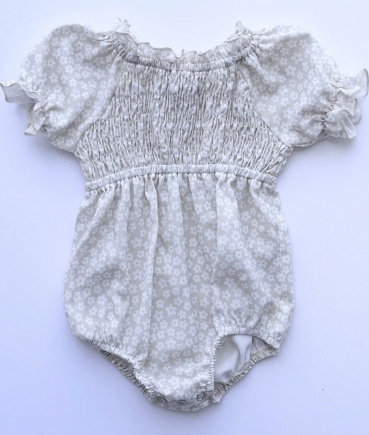 Jolie Puff Sleeve Smock Romper in Small Flowers 